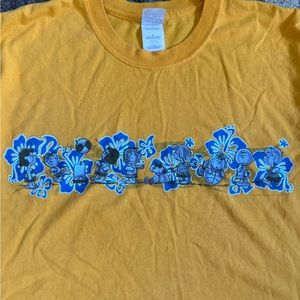Women’s Charlie Brown crop top